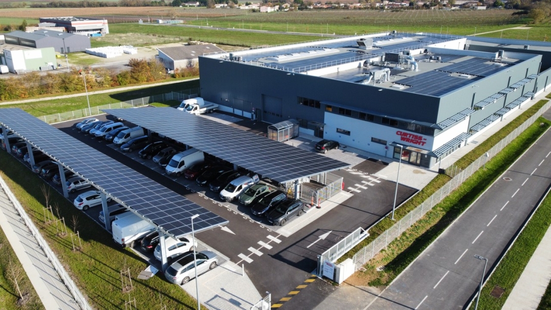 Bâtiment industriel Curtiss-Wright à Cognac, Charente (16), Nouvelle-Aquitaine - conception et réalisation Espace Engineering Fayat - contractant général et maître d'oeuvre