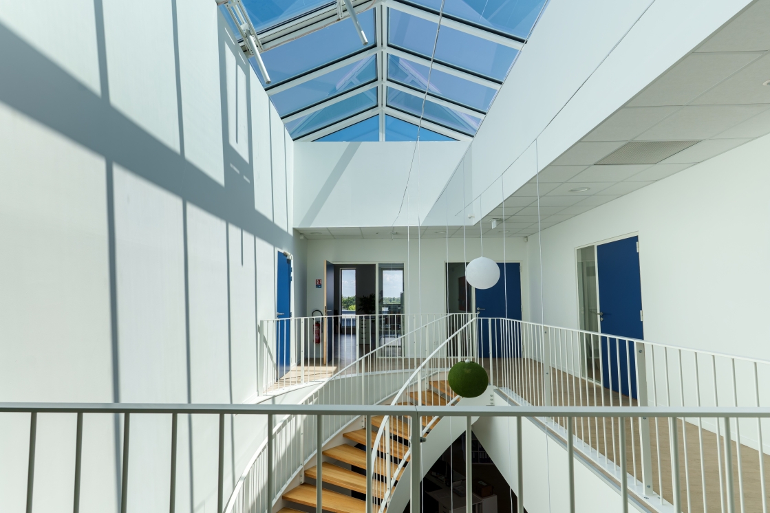 Aménagement intérieur contractant général bâtiment de bureaux à Périgny, Charente-Maritime (17), Nouvelle-Aquitaine - conception et réalisation Espace Engineering