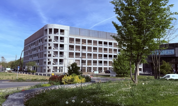 Plan large parking silo à Valenciennes
