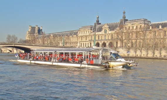 bateaux parisien