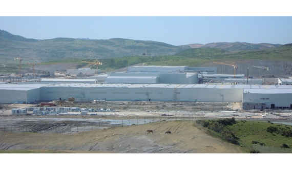 consutrction-batiment-metallique-usine-renault-maroc.jpg