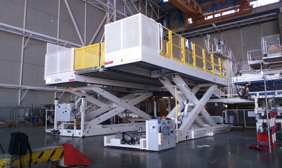 adc_realisations-_-plateformes-elevatrices-mobiles-de-personnel-pour-airbus.jpg