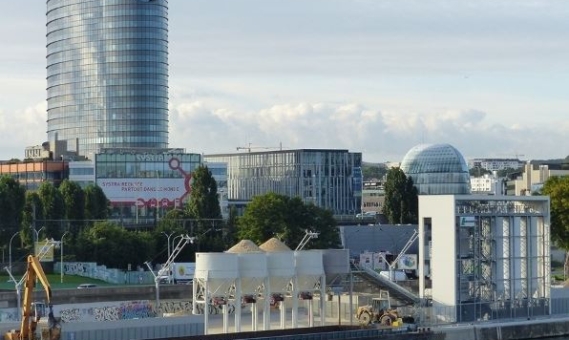 sae-400-mh-packliner-plant-in-the-heart-of-paris.jpg