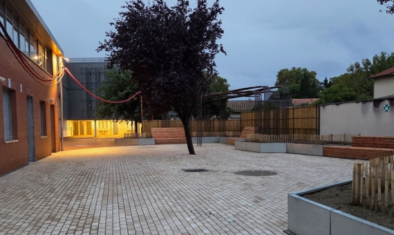 Extension et restructuration du collège des Ponts-Jumeaux à Toulouse 1