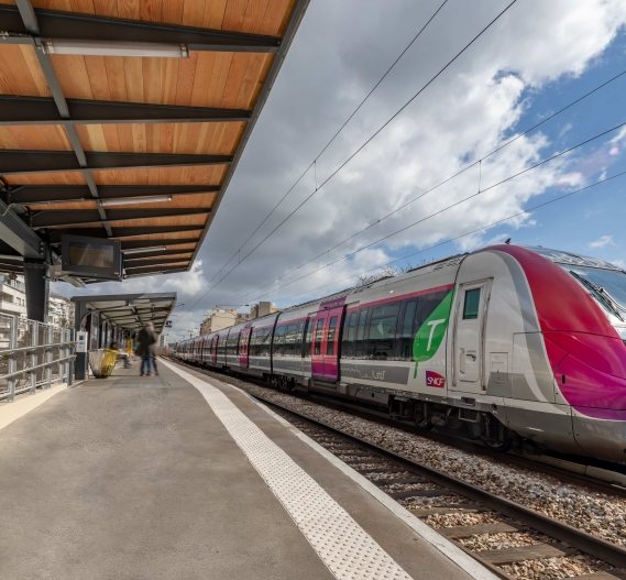 Gare de Courbevoie__MG_0723.jpg