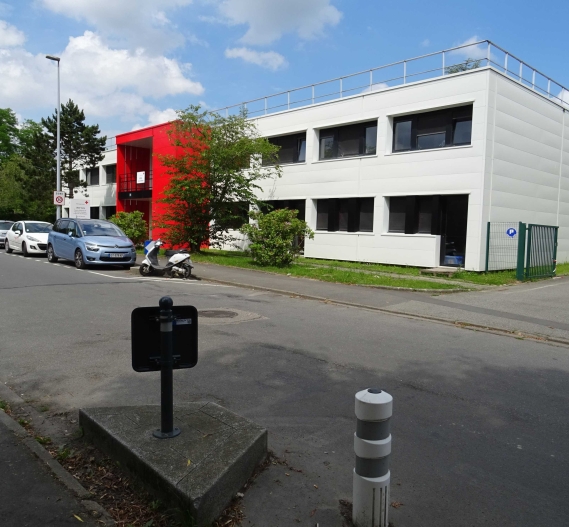 Réhabilitation centre de formation Croix-Rouge à Rennes, Ille-et-Vilaine (35), Bretagne - conception et réalisation Espace Engineering Fayat, contractant général et maitre d'oeuvre