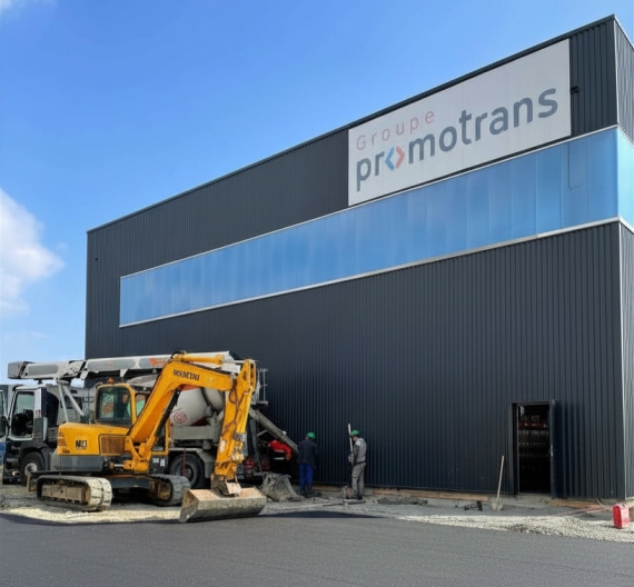 Bâtiment d'enseignement pour Promotrans à Noyal-Châtillon-sur-Seiche, Ille-et-Vilaine (35), Bretagne - conception et réalisation Espace Engineering Fayat, contractant général et maitre d'oeuvre