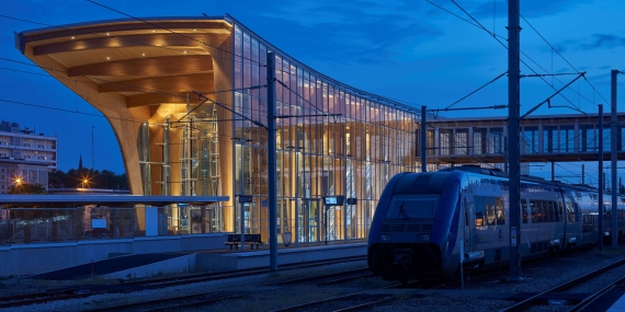GARE DE LORIENT 230510.jpg