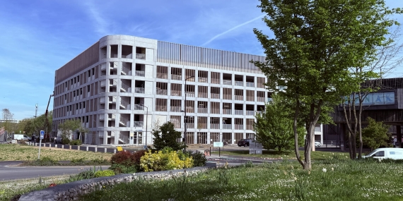 Plan large parking silo à Valenciennes