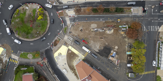 Vue drone rond point travaux