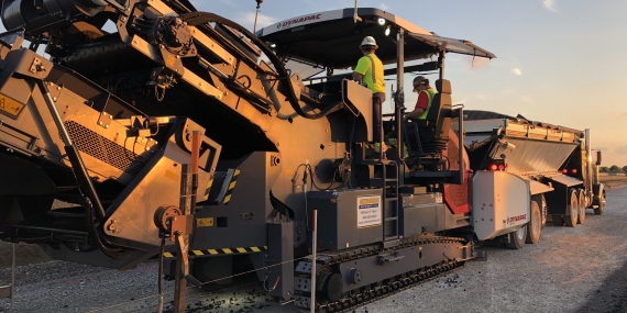 Fayat Road Eqpt - Alimentateur M.jpg