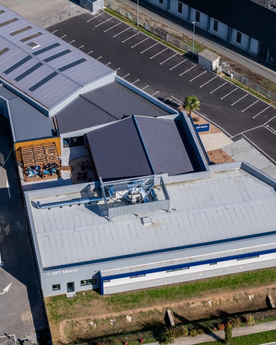 Réhabilitation bâtiment industriel JBT Marel à Baud, Morbihan (56), Bretagne- conception et réalisation Espace Engineering Fayat, contractant général et maître d'oeuvre