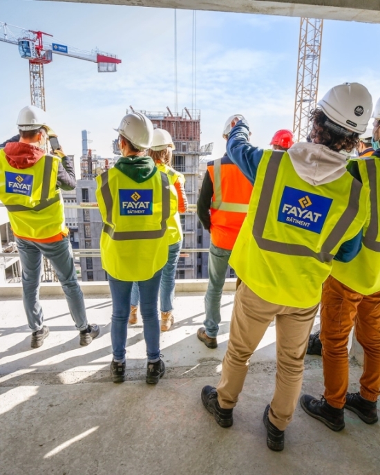 26b18f0d8600-JEUNES.jpg
