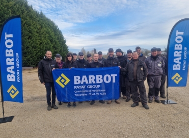 Photo des salariés de l'atelier (soudeur, assembleur, opérateur de machine) de la société Barbot  située en côte d'or