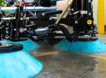 R2 Model Year Changes