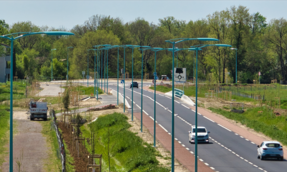 La place des Chartrons entièrement réaménagée à Bordeaux Razel-Bec