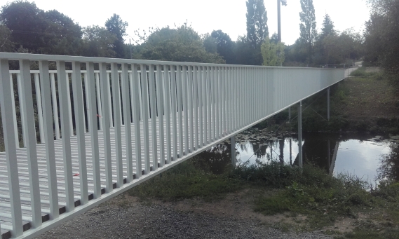 Passerelle Les Prairies .jpg