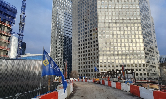 Passerelle La Defense Rose de Cherbourg Razel Bec
