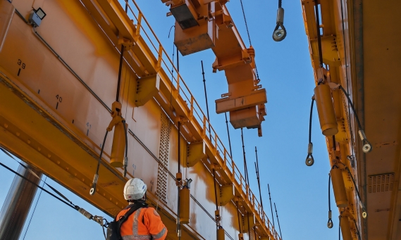 Razel-Bec Ligne 18  travaux viaduc ile de france saclay