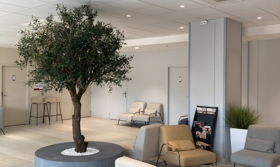 Aménagement intérieur clinique psychiatrique Les Boucles de Seine à Yvetot, Seine-Maritime (76), Normandie - conception et réalisation Espace Engineering Fayat, contractant général et maître d'œuvre