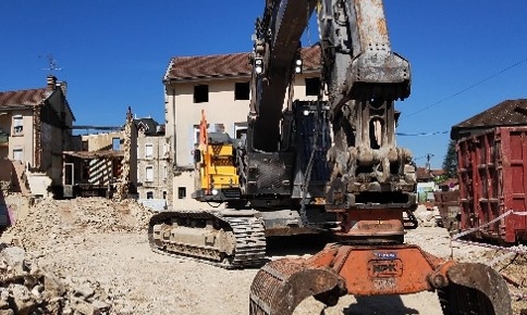 Démolition sur la place Pierre Sémard Razel-Bec