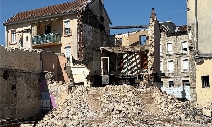Démolition sur la place Pierre Sémard Razel-Bec