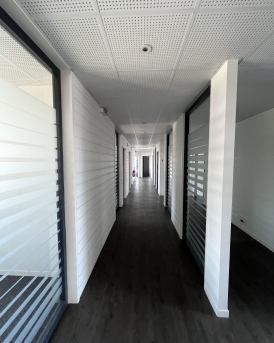 Réhabilitation bâtiment de bureaux le Kube à Pacé, Ille-et-Vilaine (35), Bretagne - conception et réalisation Espace Engineering Fayat contractant général, maître d'œuvre et architecture