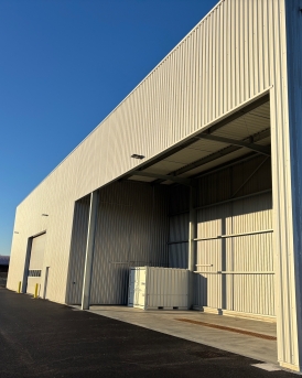 Bâtiment industriel Newloc à Carquefou (44), Loire-Atlantique, Pays de la Loire - Conception et réalisation Espace Engineering Fayat, contractant général et maître d'œuvre