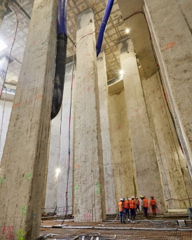 Bassin AUsterlitz-Fayat Fondatio.jpg