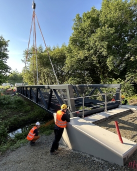 levage passerelle acier nantes becquerel.jpg