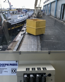 e.-joseph-paris-grue-fixe-cabine-min.jpg