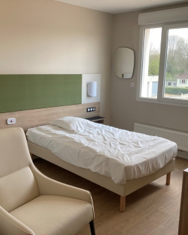 Aménagement intérieur clinique psychiatrique Les Boucles de Seine à Yvetot, Seine-Maritime (76), Normandie - conception et réalisation Espace Engineering Fayat, contractant général et maître d'œuvre