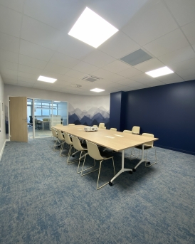 Aménagement intérieur bâtiment de bureaux Nameshield à Angers, Maine-et-Loire (49), Pays de la Loire - Conception et réalisation Espace Engineering Fayat, contractant général et maître d'œuvre