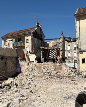 Démolition sur la place Pierre Sémard Razel-Bec
