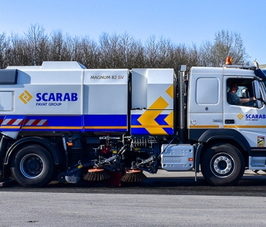 Magnum 82 SV Header Image.jpg