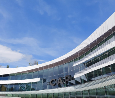 extérieur du centre commercial Saint-Laurent-du Var