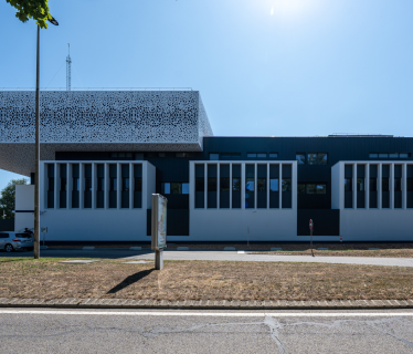 Vue extérieur du commissariat de Elancourt