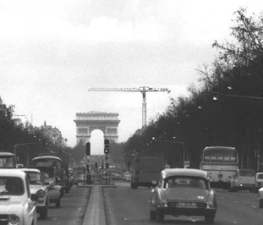 champs-elysees-garbarini.jpg