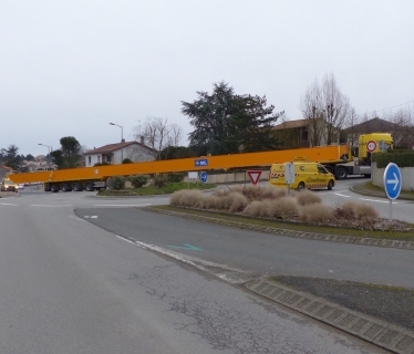 LIVRAISON ET INSTALLATION D'UN PONT ROULANT DE 42M POUR LISI AEROSPACE