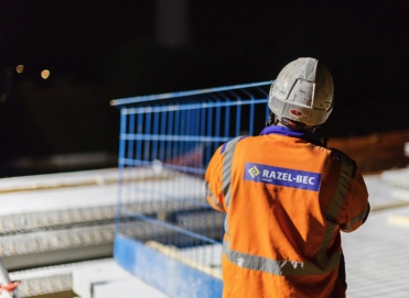 Razel bec travaux publics ouvriers