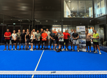 Animation padel bâtiment commercial/sportif/loisirs à Le Thou, Charente-Maritime (17), Nouvelle-Aquitaine - conception et réalisation Espace Engineering Fayat, contractant général et maître d'oeuvre