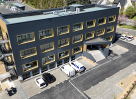 Réhabilitation d'un immeuble de bureaux Le Kube à Pacé, Ille-et-Vilaine (35), Bretagne - conception et réalisation Espace Engineering Fayat, contractant général et maître d'oeuvre