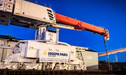 Grue montage a blanc papeete Joseph Paris