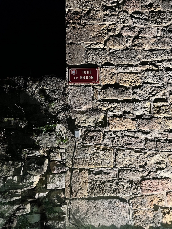 Illumination de la tour de Modon / donjon