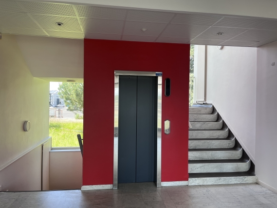 Réhabilitation bâtiment de bureaux le Kube à Pacé, Ille-et-Vilaine (35), Bretagne - conception et réalisation Espace Engineering Fayat contractant général, maître d'œuvre et architecture