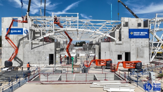 Réalisation de la charpente métallique de la future gare de la ligne 14 sud à Paris