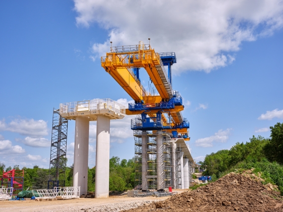 Razel-Bec Ligne 18  travaux viaduc ile de france