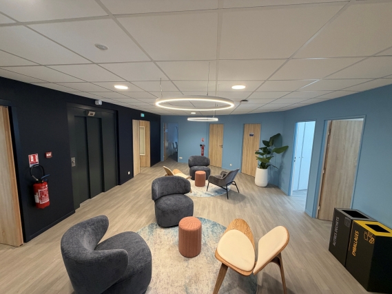 Rénovation énergétique bâtiment d'enseignement existant AFTEC à Rennes, Ille-et-Vilaine (35), Bretagne - conception et réalisation Espace Engineering Fayat, contractant général et maître d'oeuvre