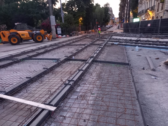 Revetement gare Saint Roch Montpellier Razel Bec