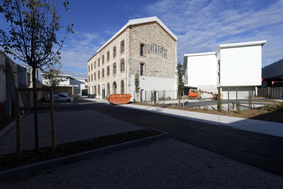 UHU – BUREAU SAMU SOCIAL(7).jpg